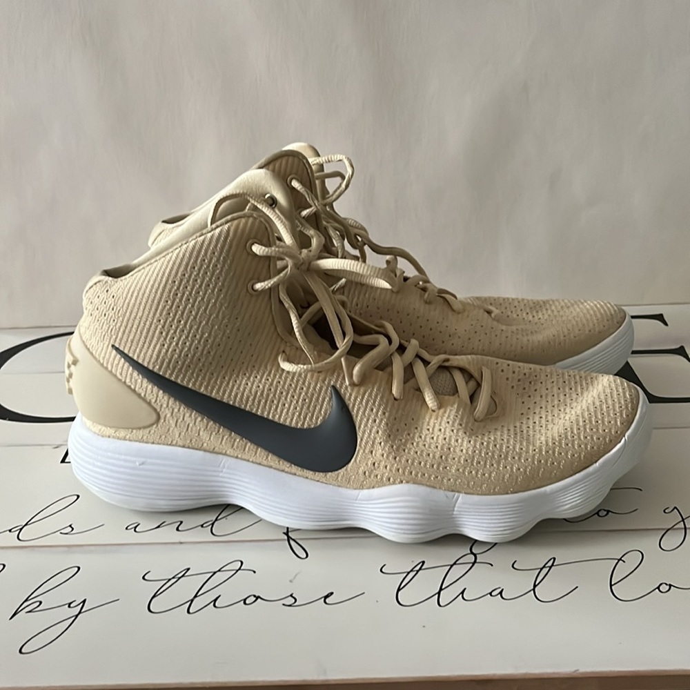 Nike Hyper Dunks! - image 3